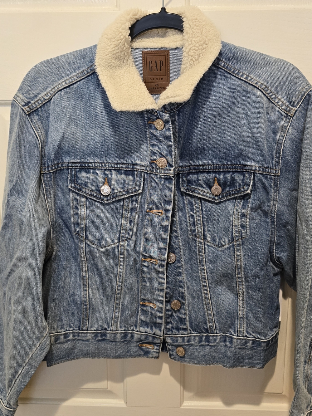 Gap Denim Sherpa Collar Jean Jacket Womens XS Oversized Light Wash Trucker - Picture 5 of 6